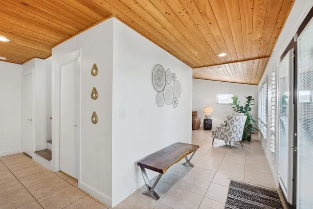 Residence photo 11