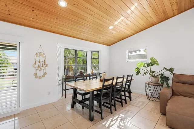 Residence photo 18