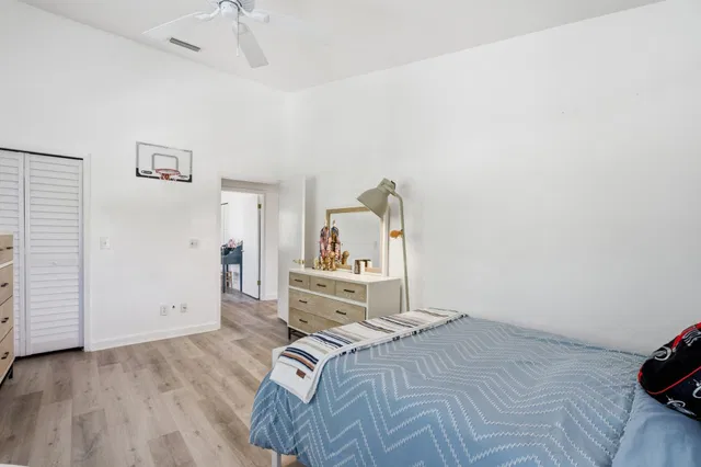 Residence photo 29