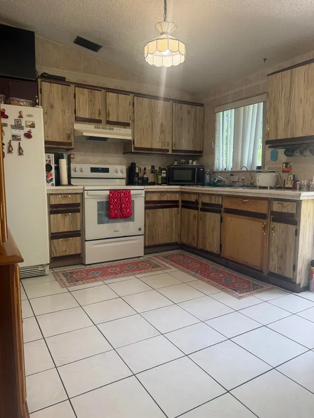  Residence photo 11