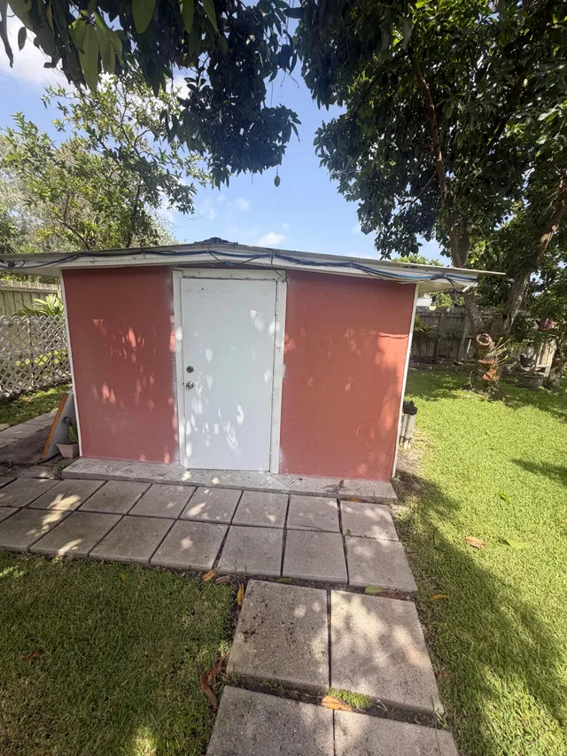  Residence photo 30