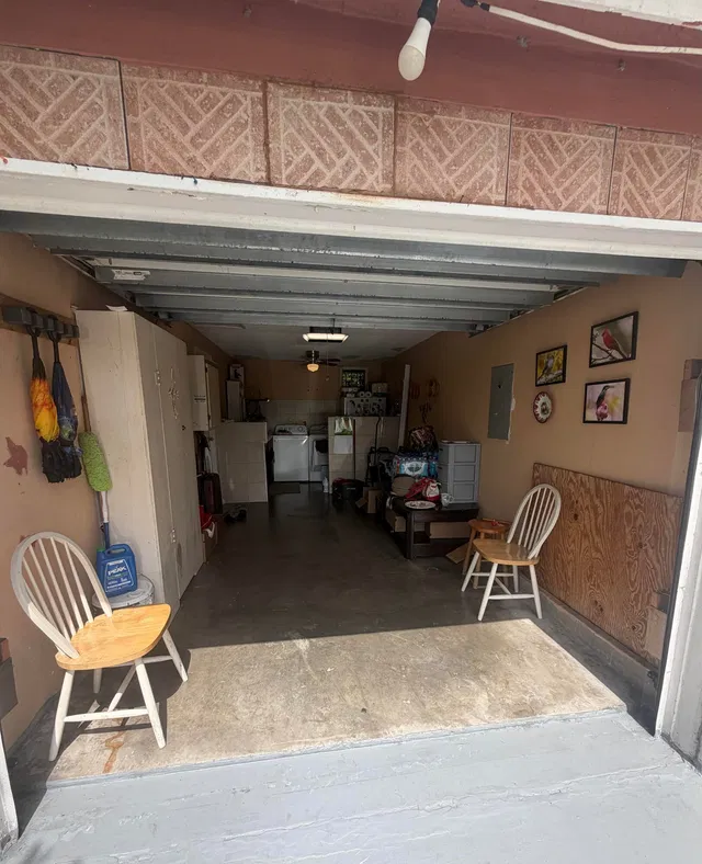  Residence photo 32