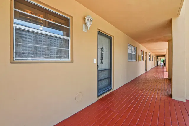 Unit 101 photo 23