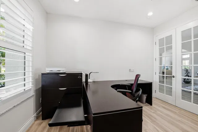Monarch Country Club Residence photo 33