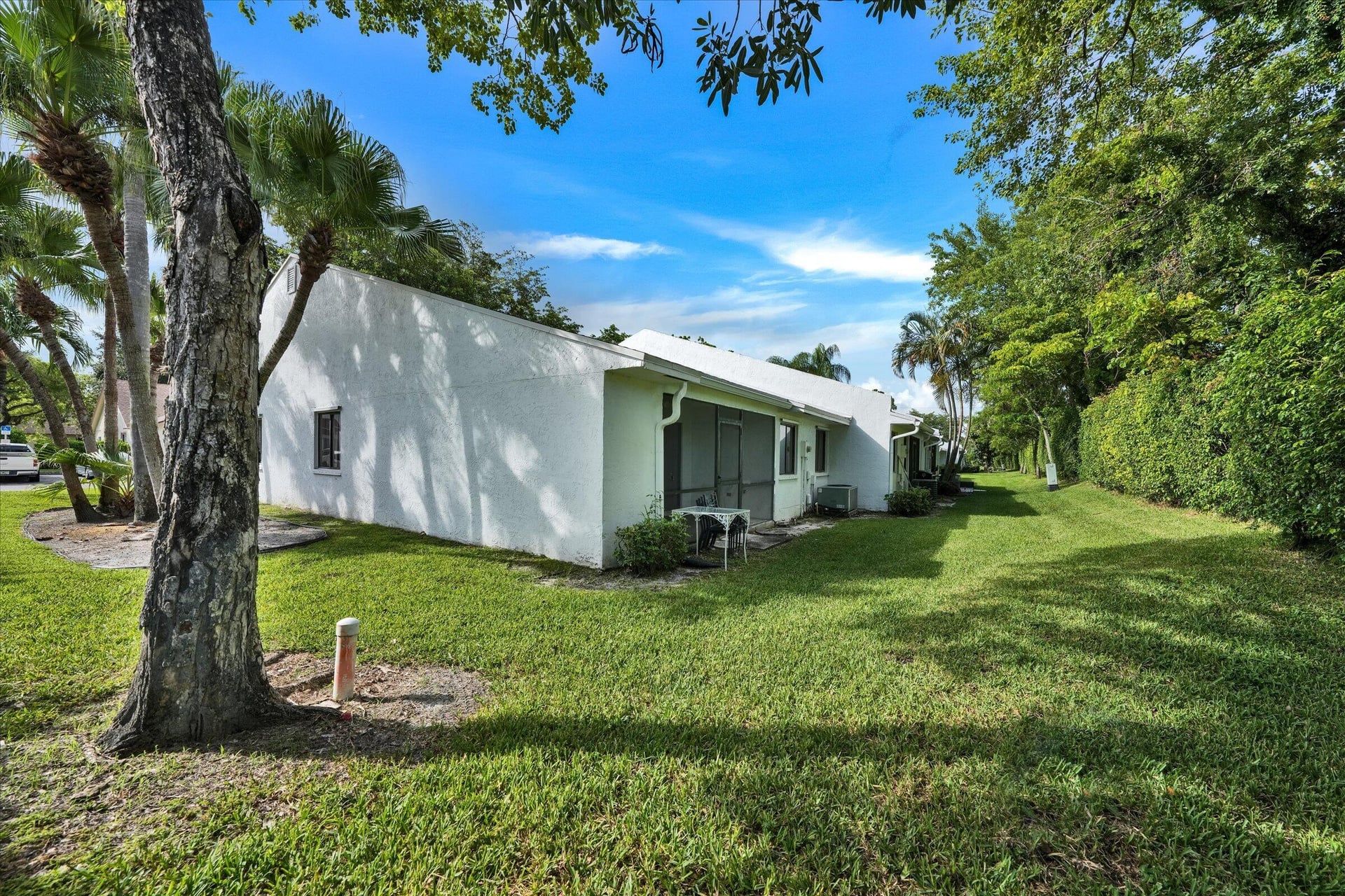 Residence photo 8