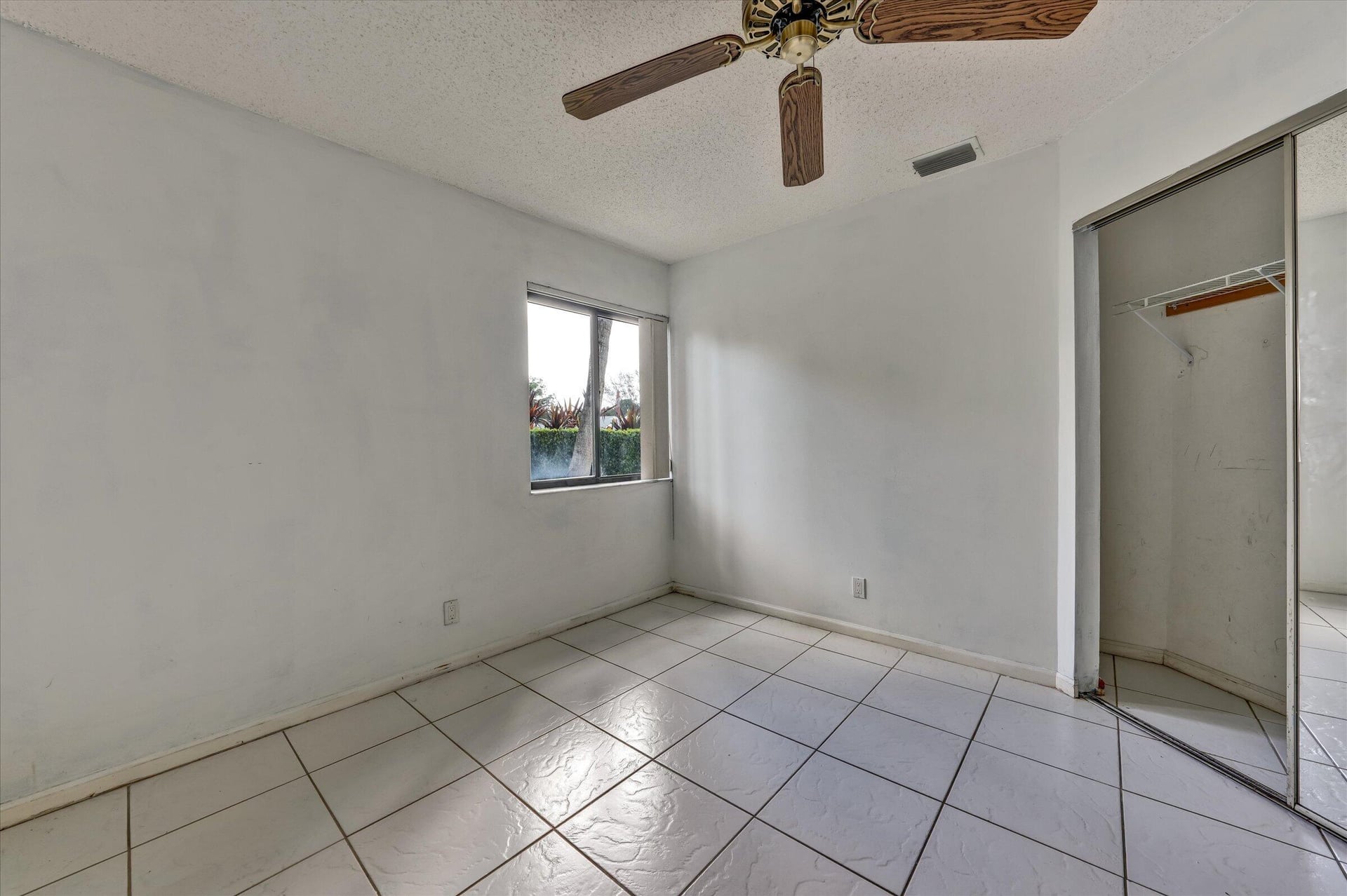 Residence photo 14