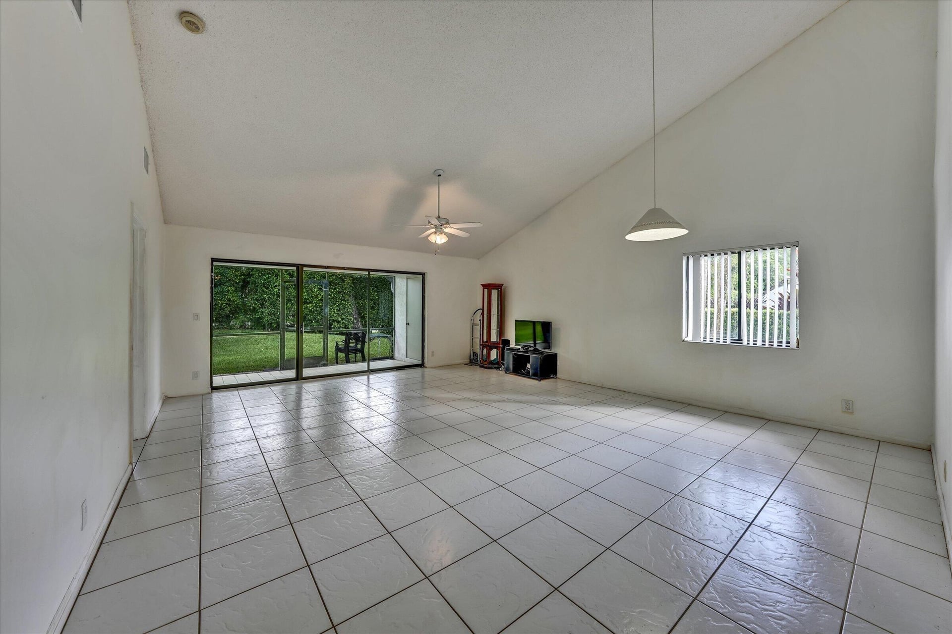 Residence photo 16