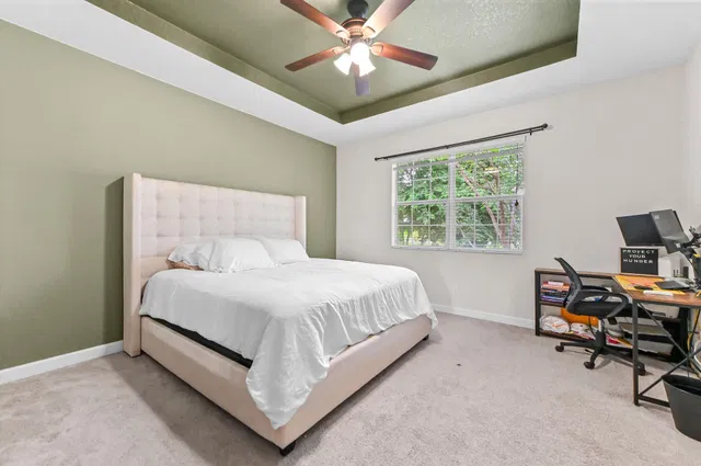 Residence photo 15