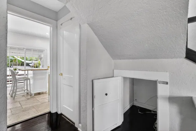 West Palm Beach Unit 1 photo 21