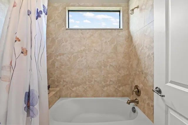 Residence photo 28