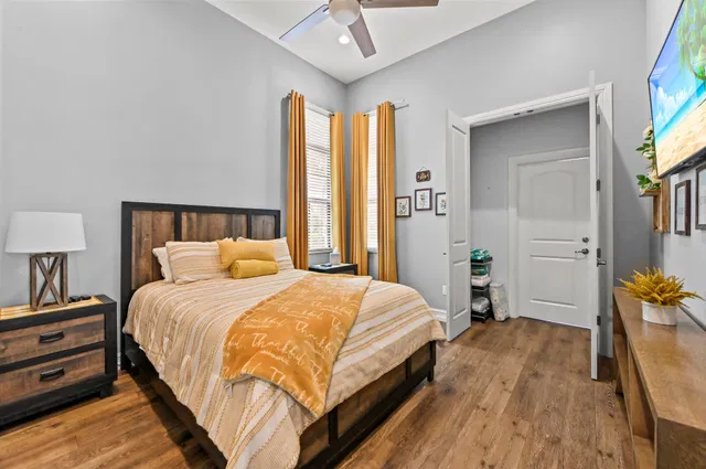 Residence photo 30