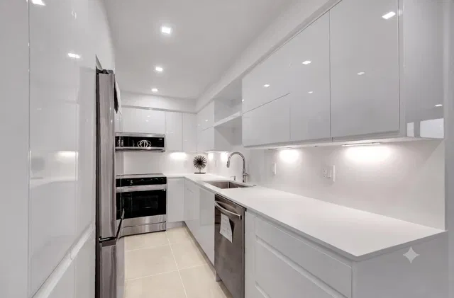 Boca West Country Club Unit 6056 photo 3