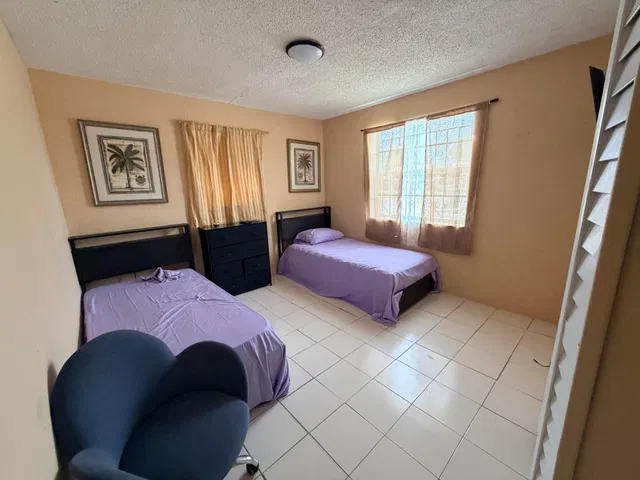 Residence photo 8