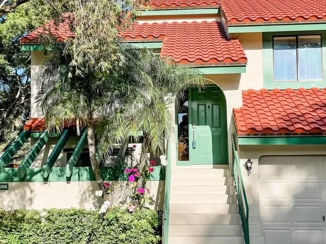 PGA National Palm Beach Gardens Unit Unit E photo 2