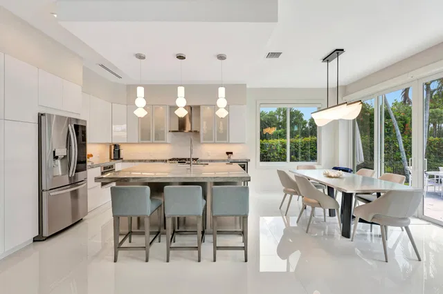 Admirals Cove Residence photo 14
