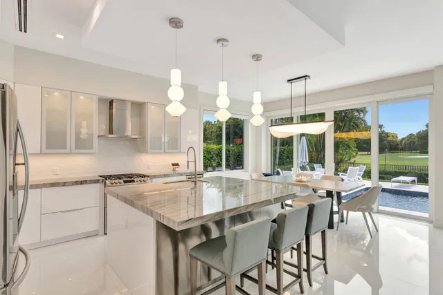 Admirals Cove Residence photo 17