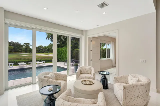 Admirals Cove Residence photo 20