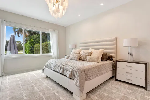 Admirals Cove Residence photo 23