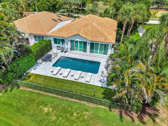 Admirals Cove Residence photo 45