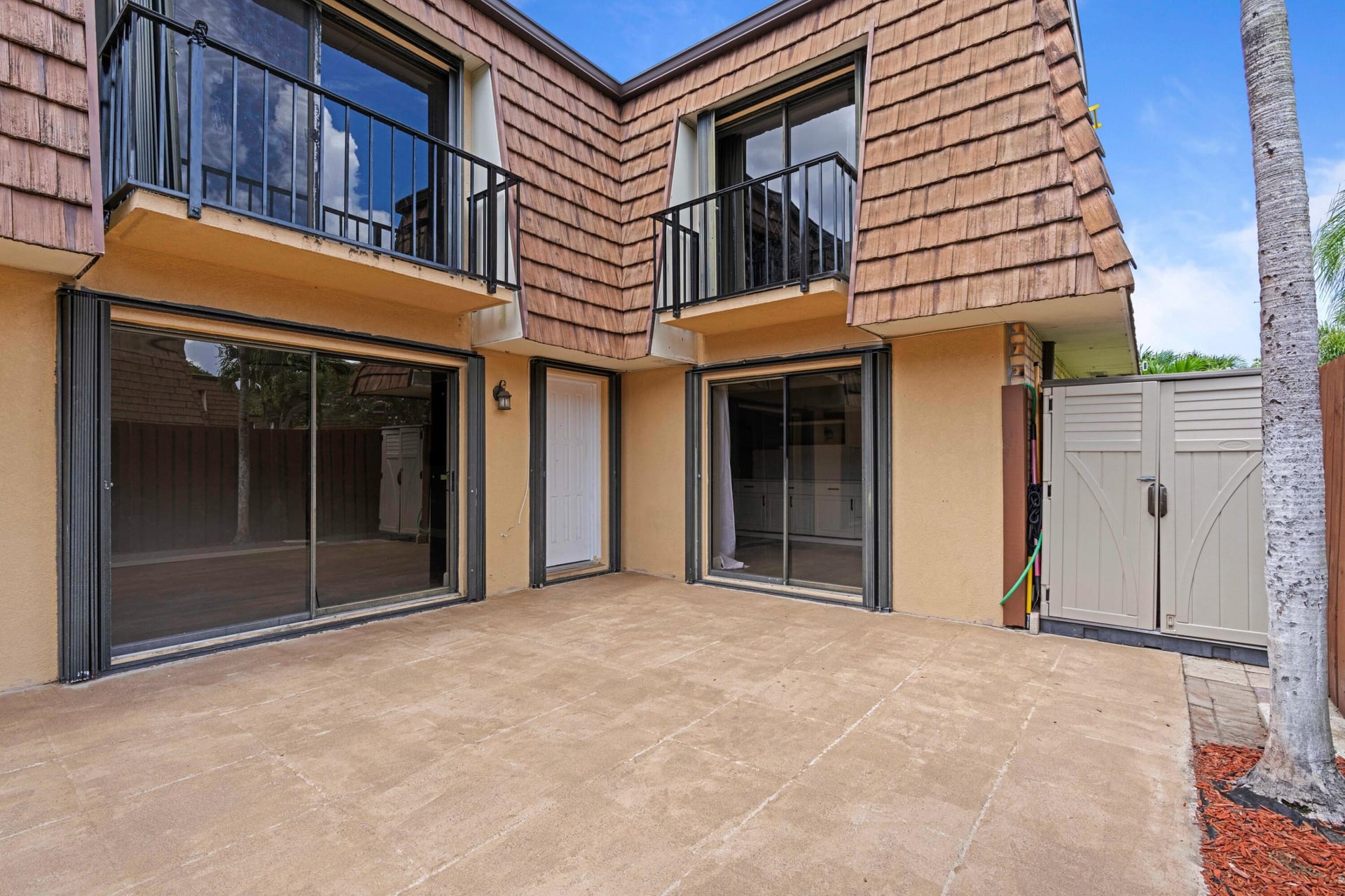 Residence photo 4