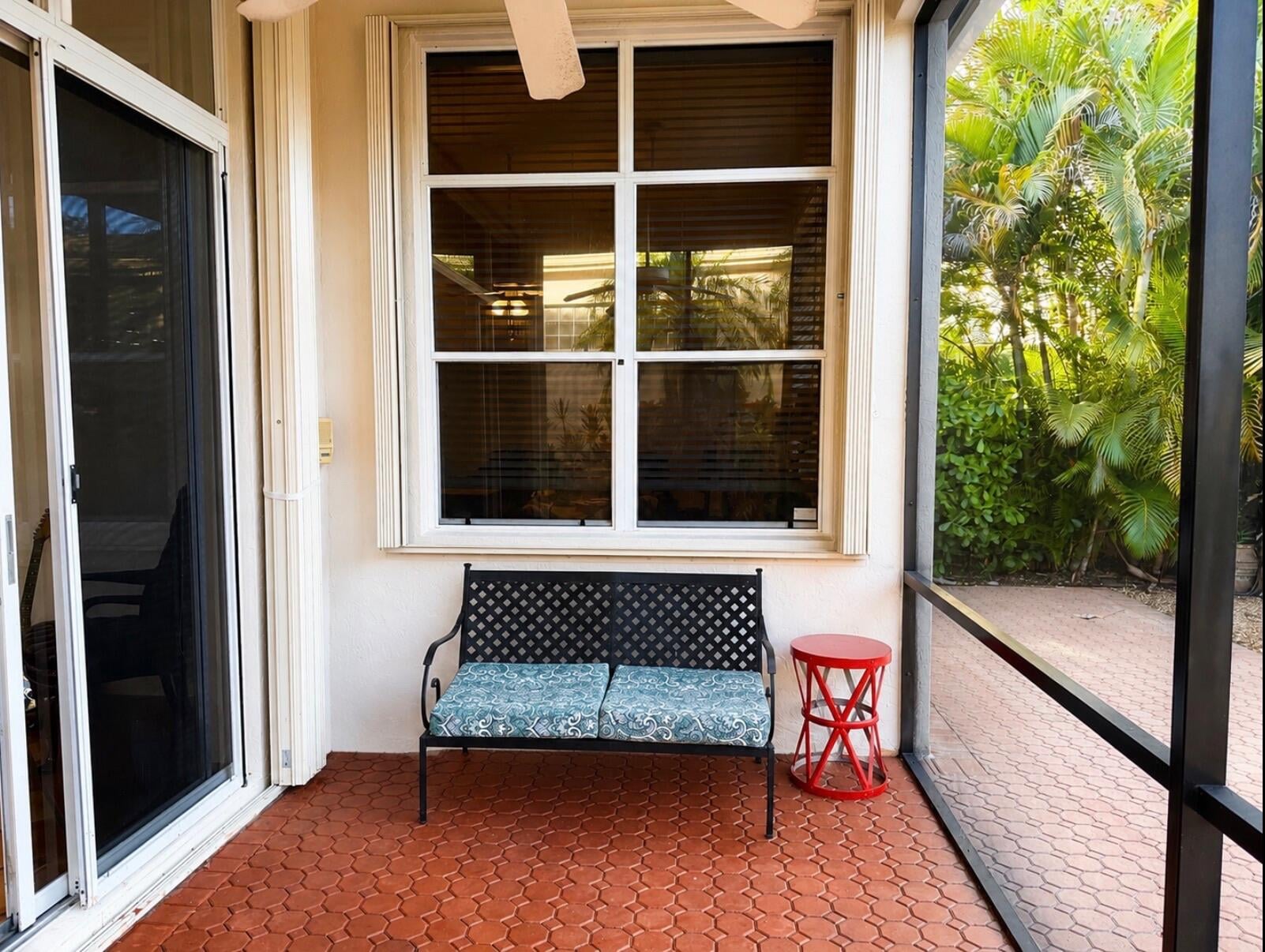 Residence photo 22