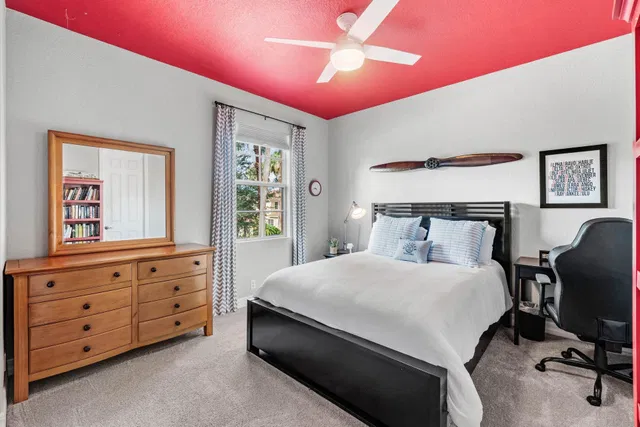  Unit (SEASONAL RENTAL) photo 26