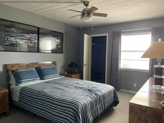 Unit 4030 photo 19