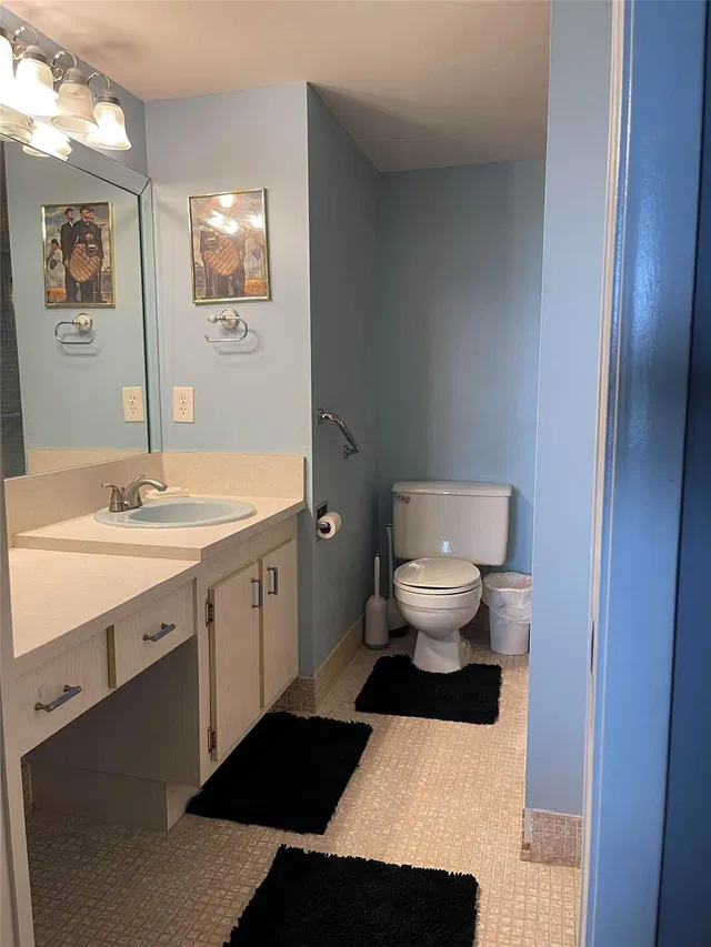 Unit 4030 photo 20