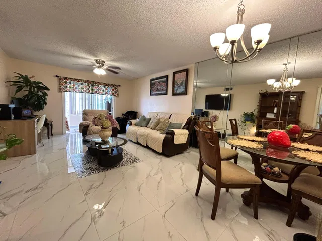  Unit 113 photo 6