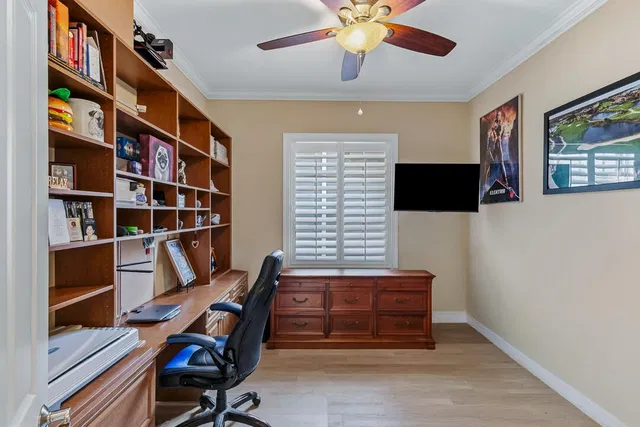 Residence photo 29