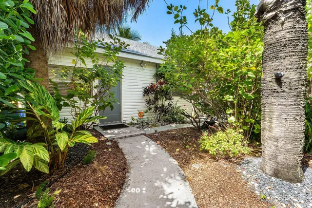 Residence photo 4