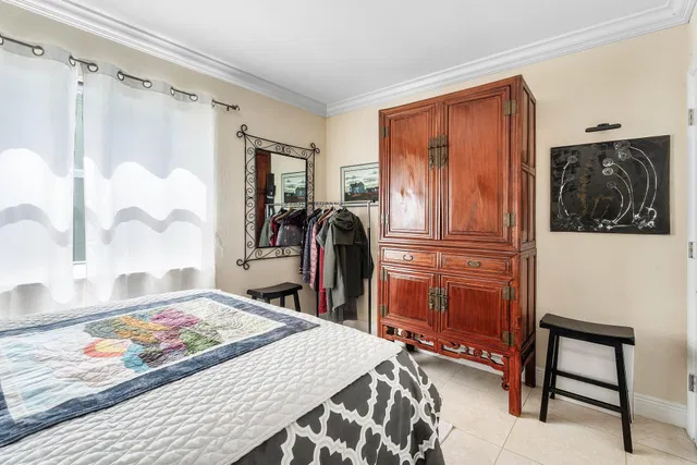 Residence photo 9