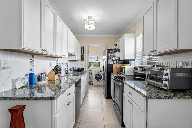 Residence photo 15