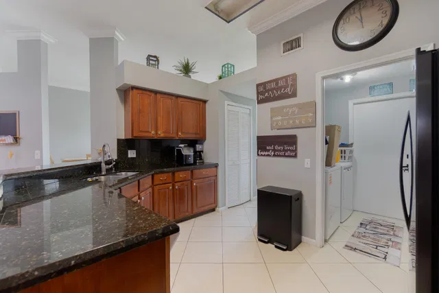 Residence photo 7