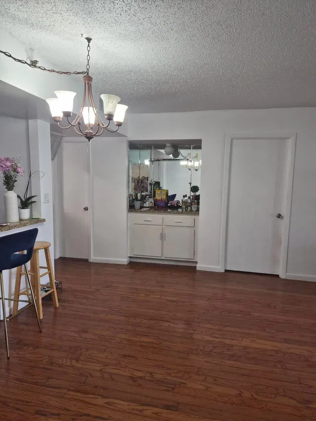 Residence photo 9