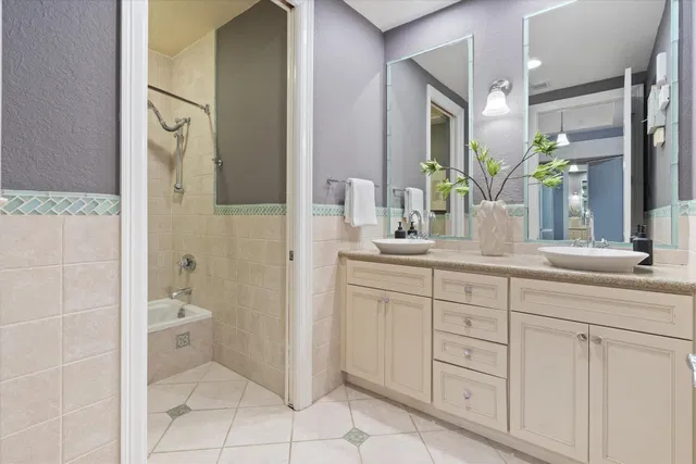 Saturnia Boca Raton Residence photo 16