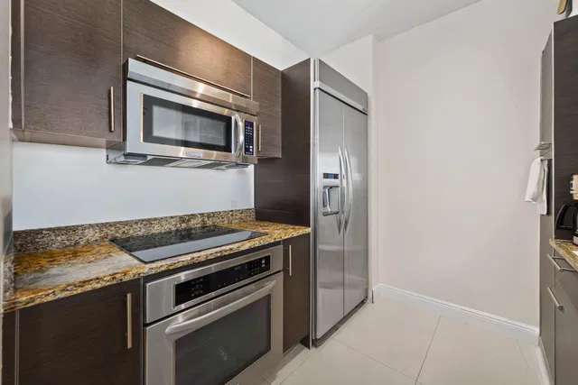 CityPlace South Tower Unit 1421 photo 13