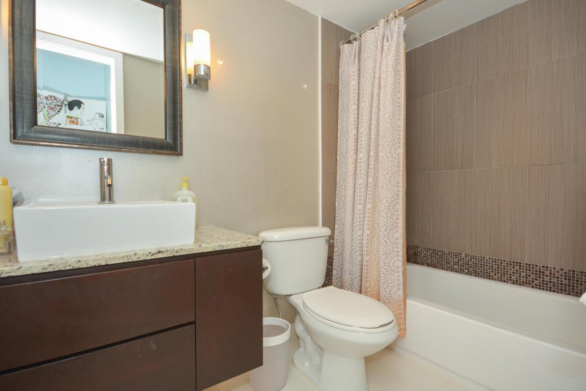 Unit 471f photo 9