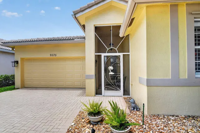 Residence photo 5