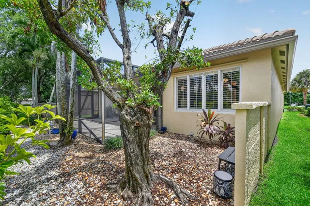 Residence photo 63