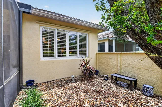 Residence photo 65