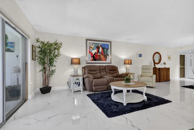 Singer Island Unit 125 photo 2