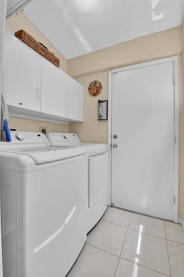 Residence photo 15