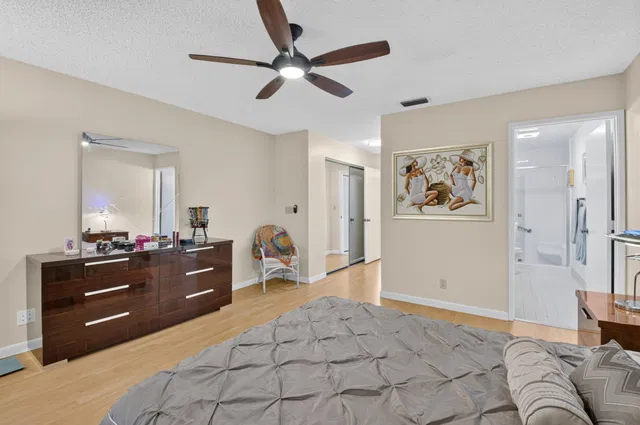 Residence photo 18