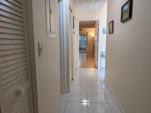 Residence photo 49