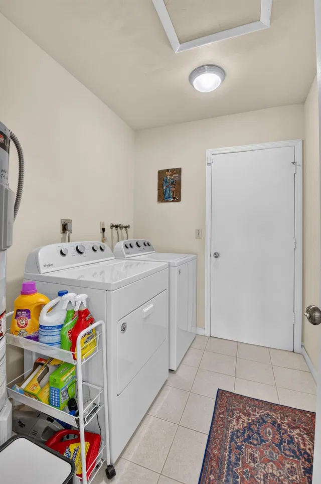 Residence photo 34