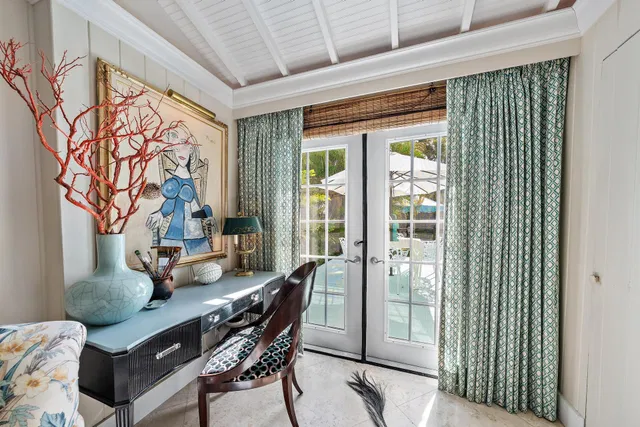 SoSo West Palm Beach Residence photo 5