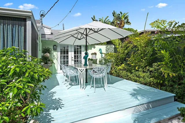 SoSo West Palm Beach Residence photo 27