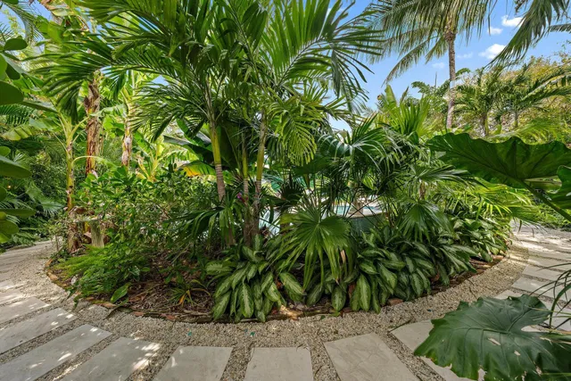 SoSo West Palm Beach Residence photo 32