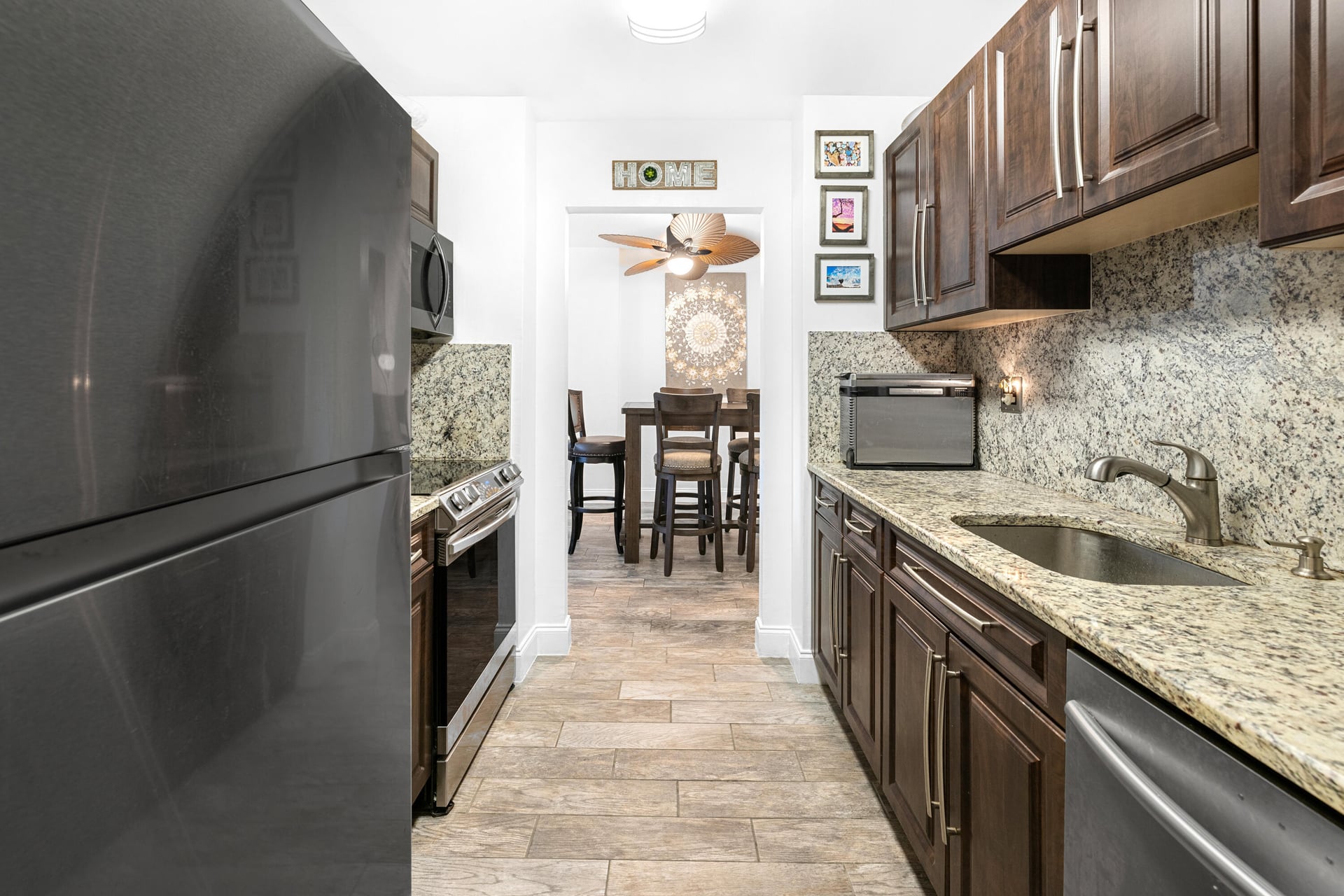 Unit 3210 photo 12